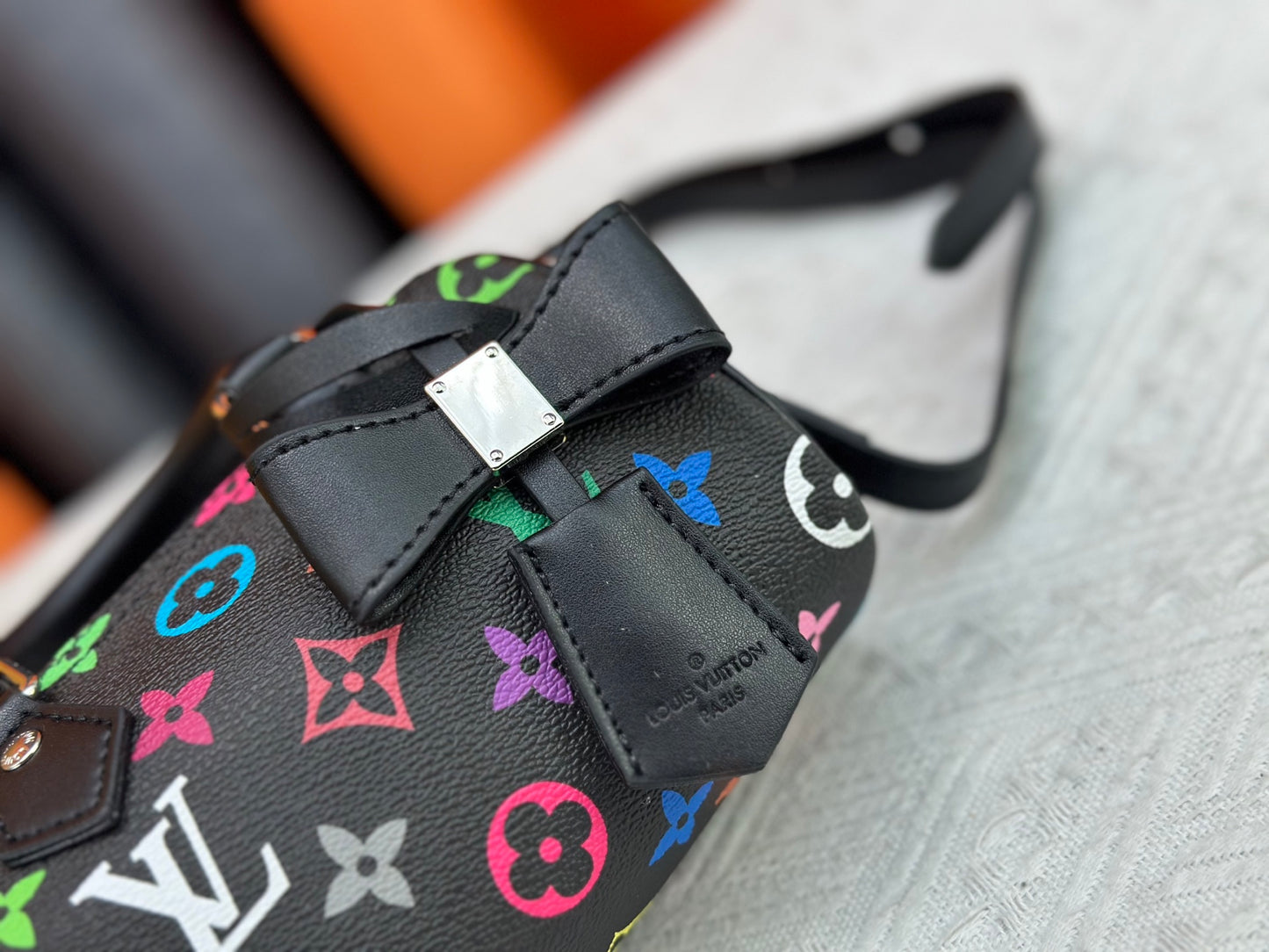 1:1 Lv Black Tricolor Nano Speedy