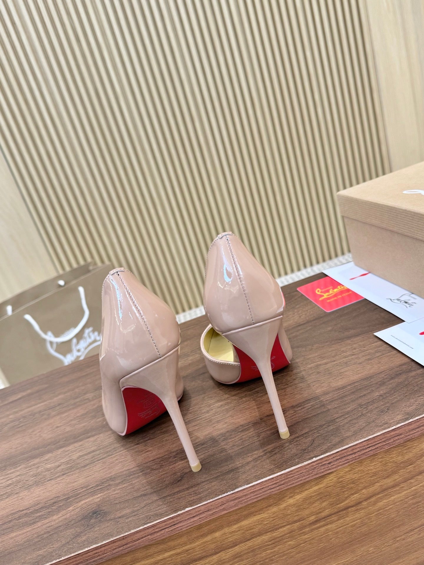 1:1 Christian Louboutin Rose Side cut