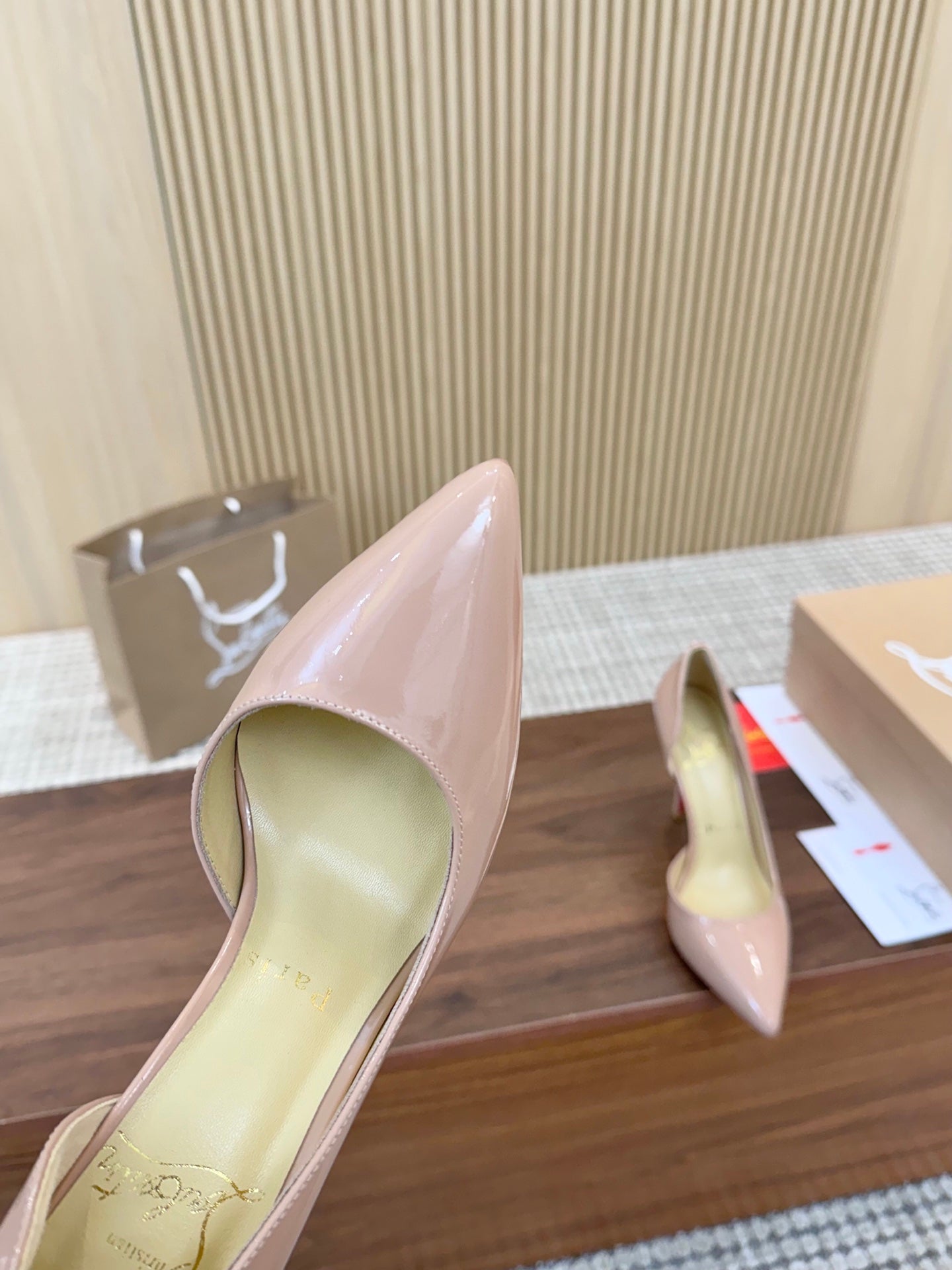 1:1 Christian Louboutin Rose Side cut