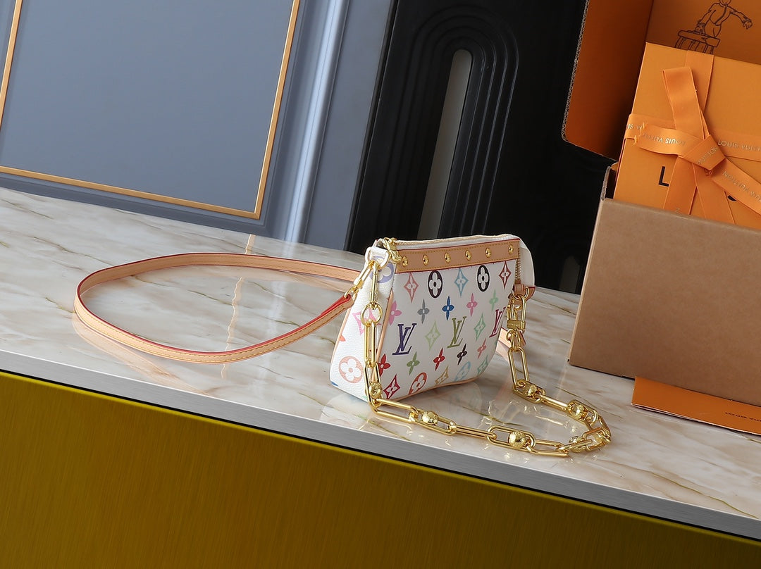 1:1 LV x Takashi Murakami Pochette