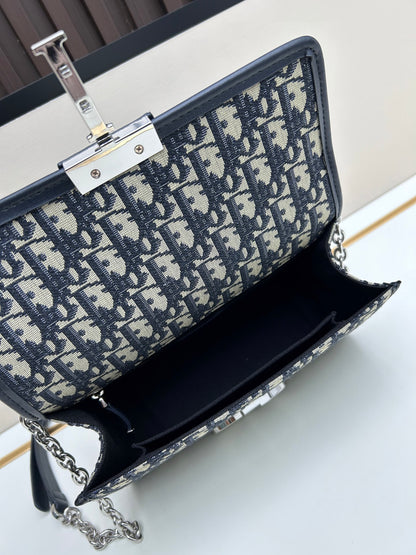 1:1 Dior 30 Montaigne Montaigne Bag