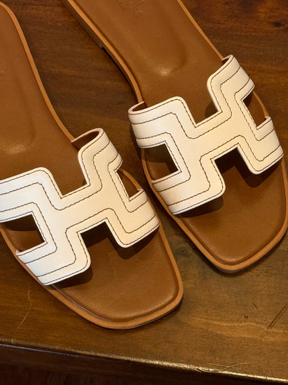 1:1 Hermes Embroidered H-Shaped Slippers