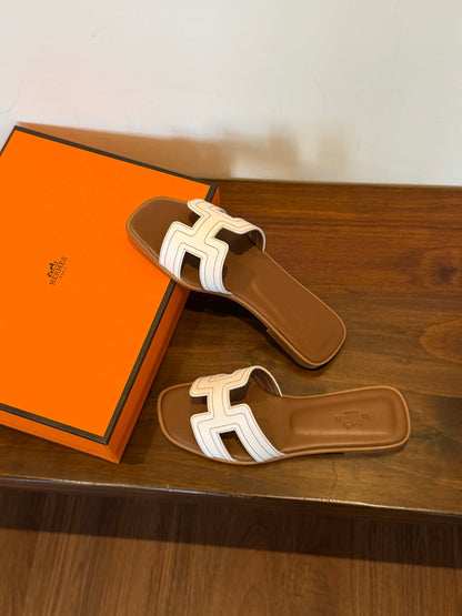 1:1 Hermes Embroidered H-Shaped Slippers