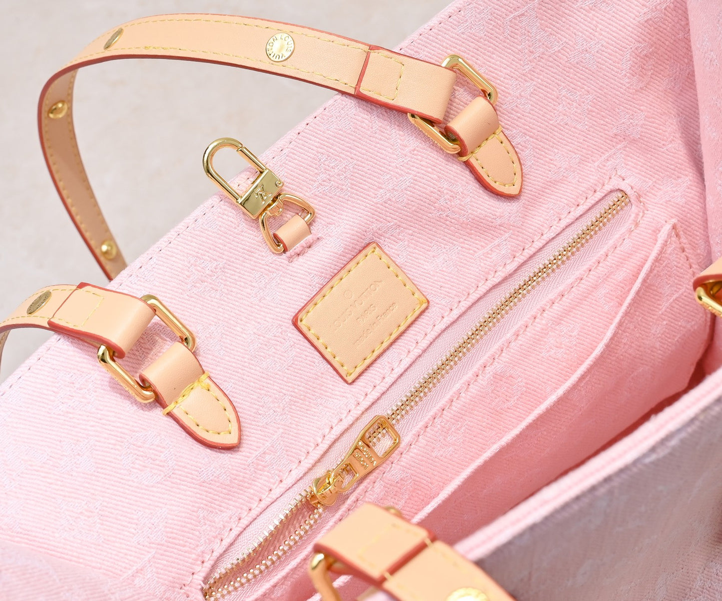 Top quality Pink denim OnTheGo MM