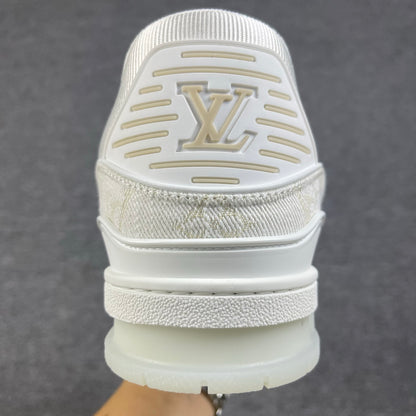1:1 LV Grey Trainer Couple Sneakers