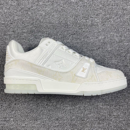 1:1 LV Grey Trainer Couple Sneakers