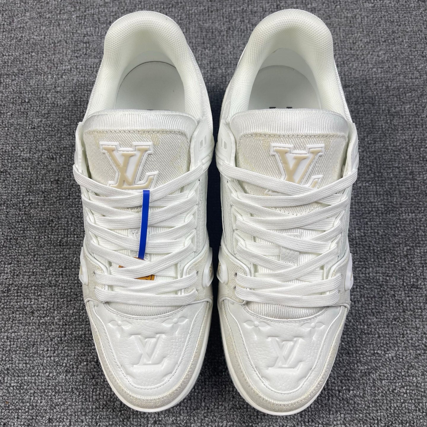 1:1 LV Grey Trainer Couple Sneakers
