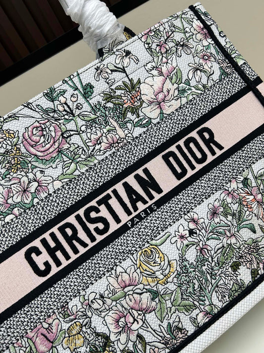1:1 quality Dior Book Tote