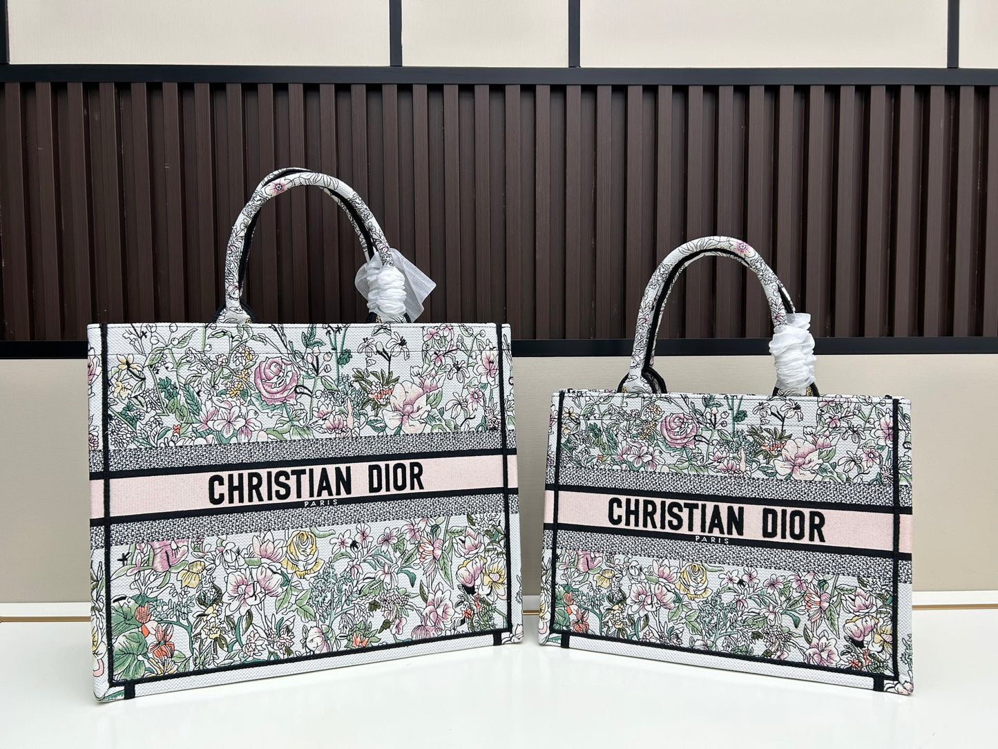 1:1 quality Dior Book Tote