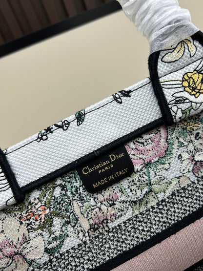 1:1 quality Dior Book Tote