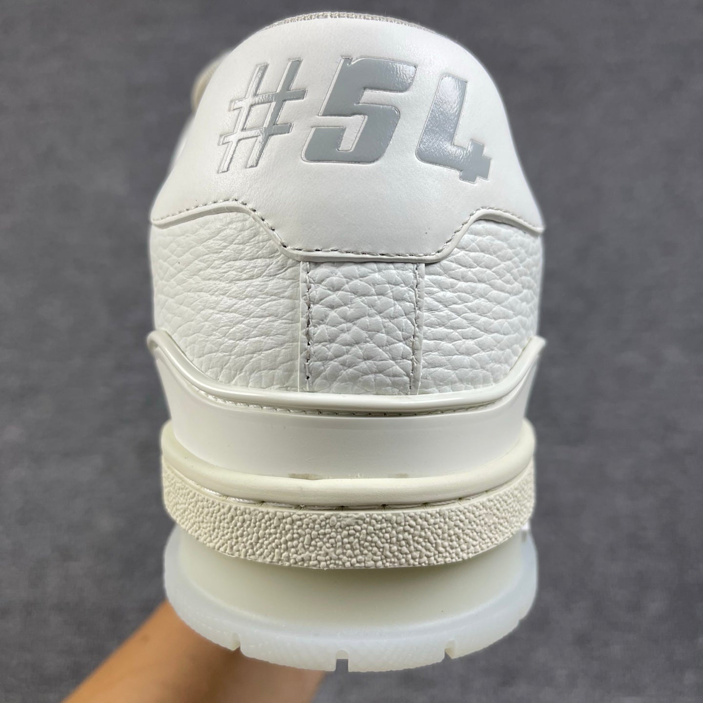 1:1 LV Beige Trainer Couple Sneakers