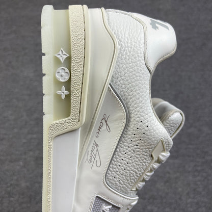 1:1 LV Beige Trainer Couple Sneakers
