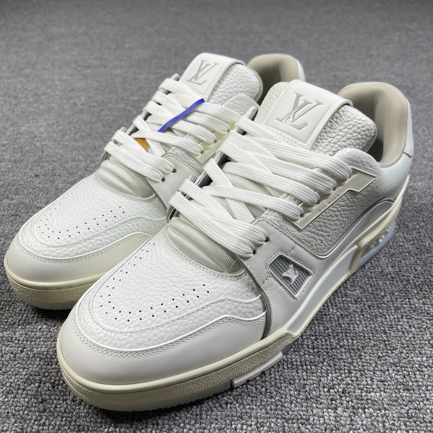 1:1 LV Beige Trainer Couple Sneakers