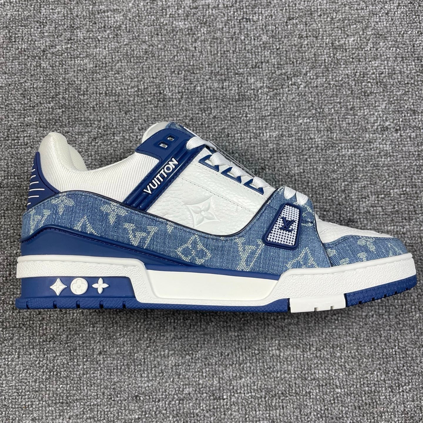 1:1 LV Blue Trainer Couple Sneakers