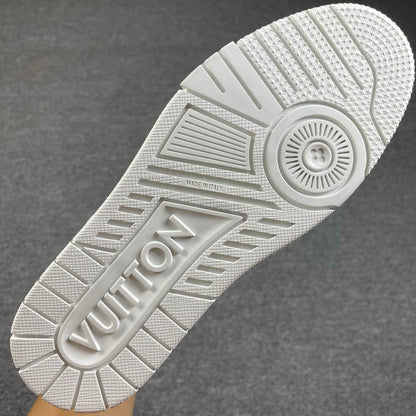 1:1 LV White Trainer Couple Sneakers