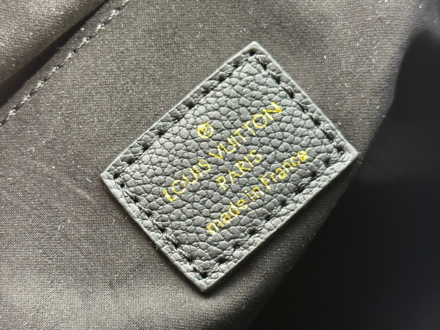 Top quality Black POCHETTE MÉTIS