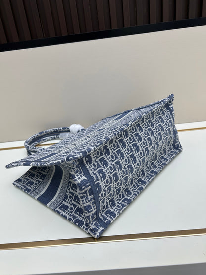 1:1 quality Dior Book Tote