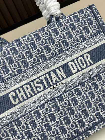 1:1 quality Dior Book Tote