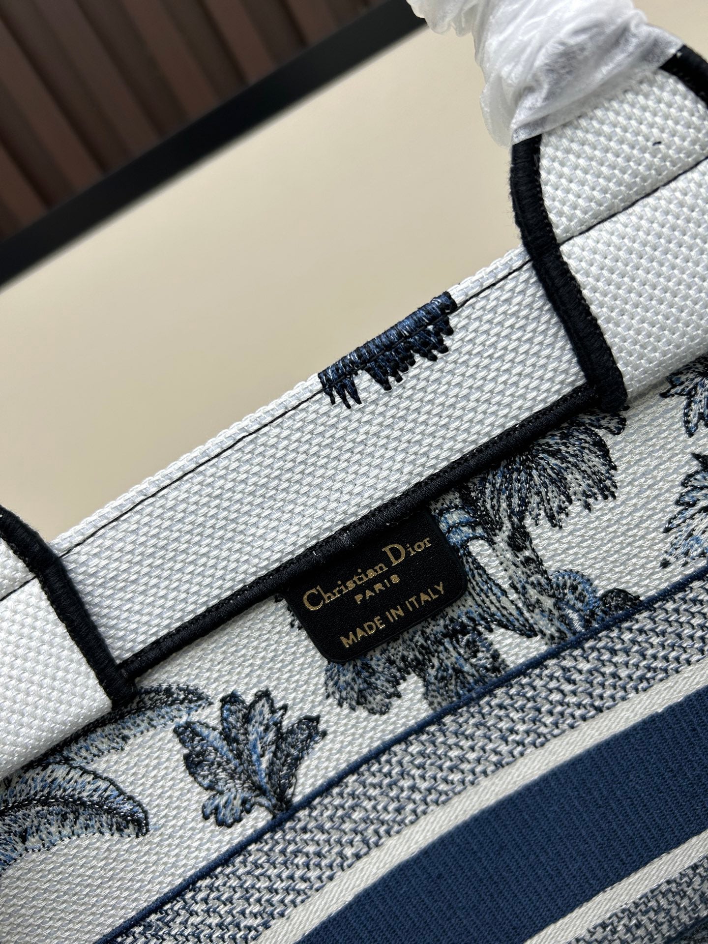 1:1 quality Dior Book Tote