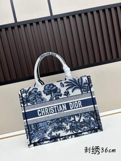 1:1 quality Dior Book Tote