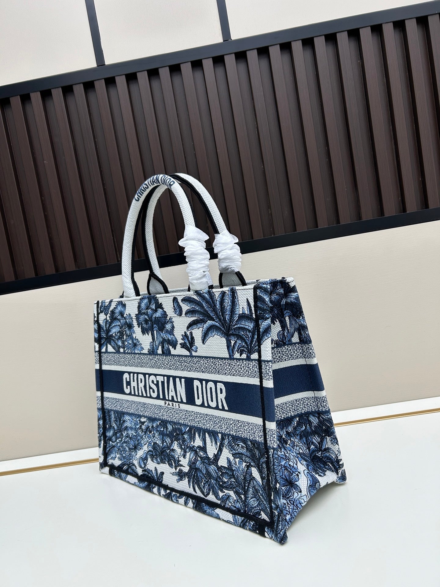 1:1 quality Dior Book Tote