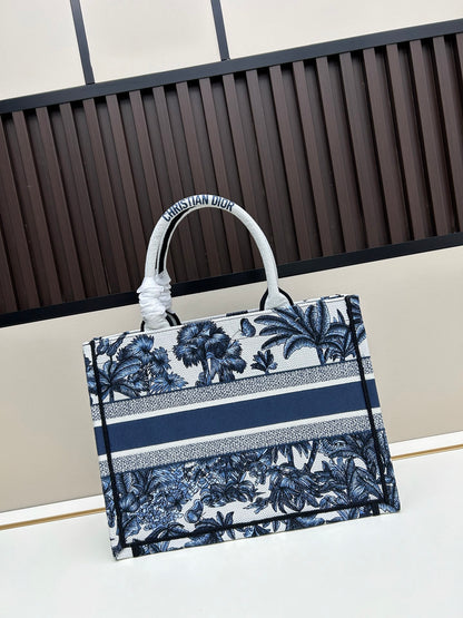 1:1 quality Dior Book Tote