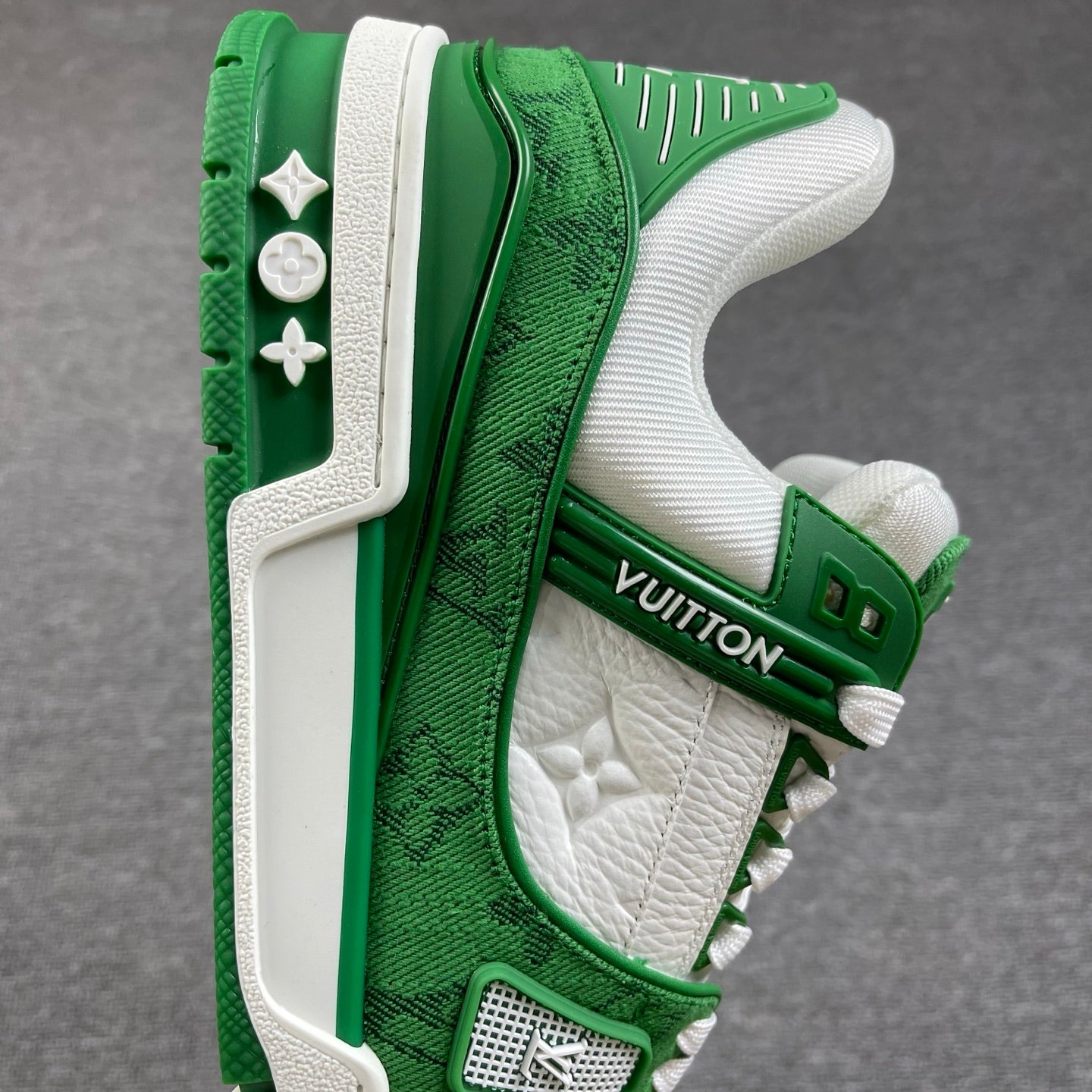 1:1 LV Green Trainer Couple Sneakers