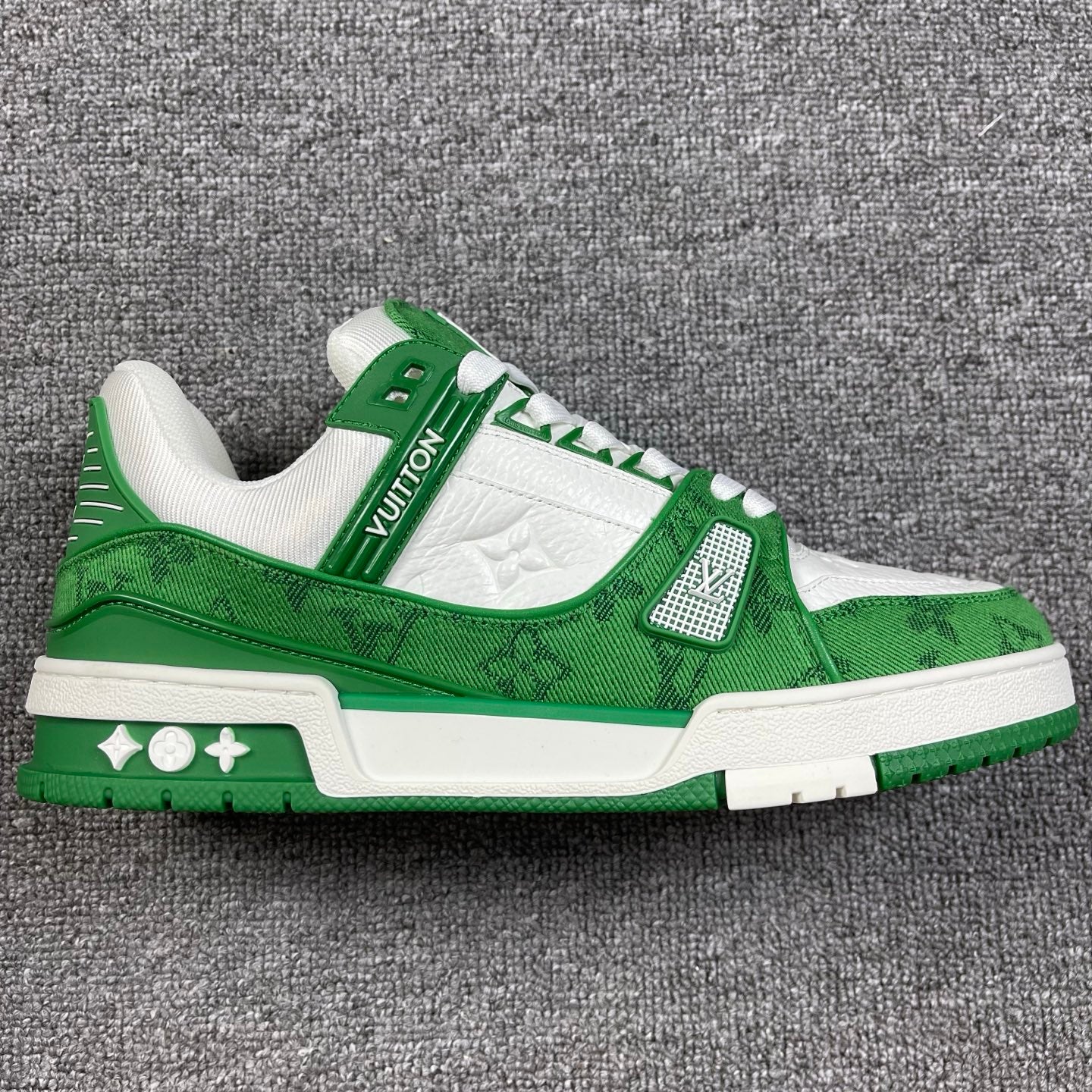 1:1 LV Green Trainer Couple Sneakers