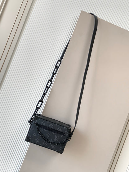 Original quality Louis vuitton Mini Soft Trunk