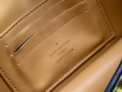 Original quality Louis Vuitton Wallet On Chain LV Bloom