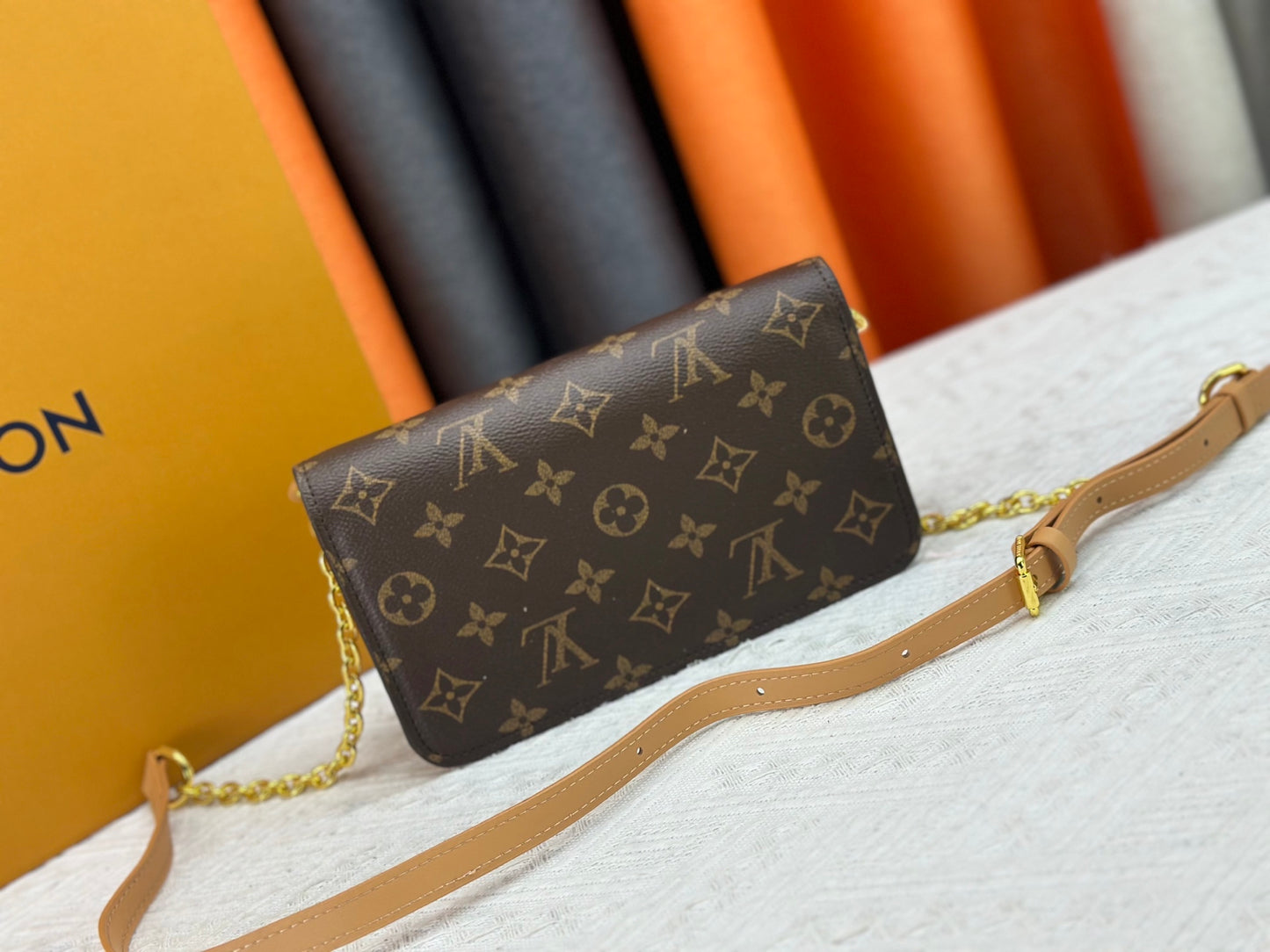 Original quality Louis Vuitton Wallet On Chain LV Bloom