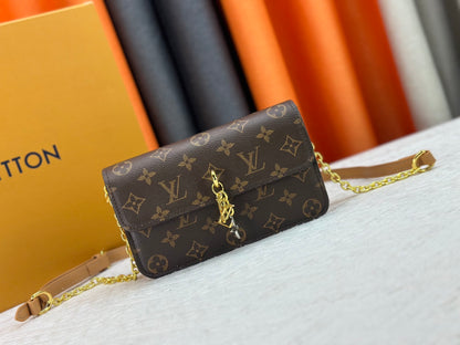 Original quality Louis Vuitton Wallet On Chain LV Bloom