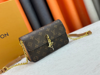 Original quality Louis Vuitton Wallet On Chain LV Bloom