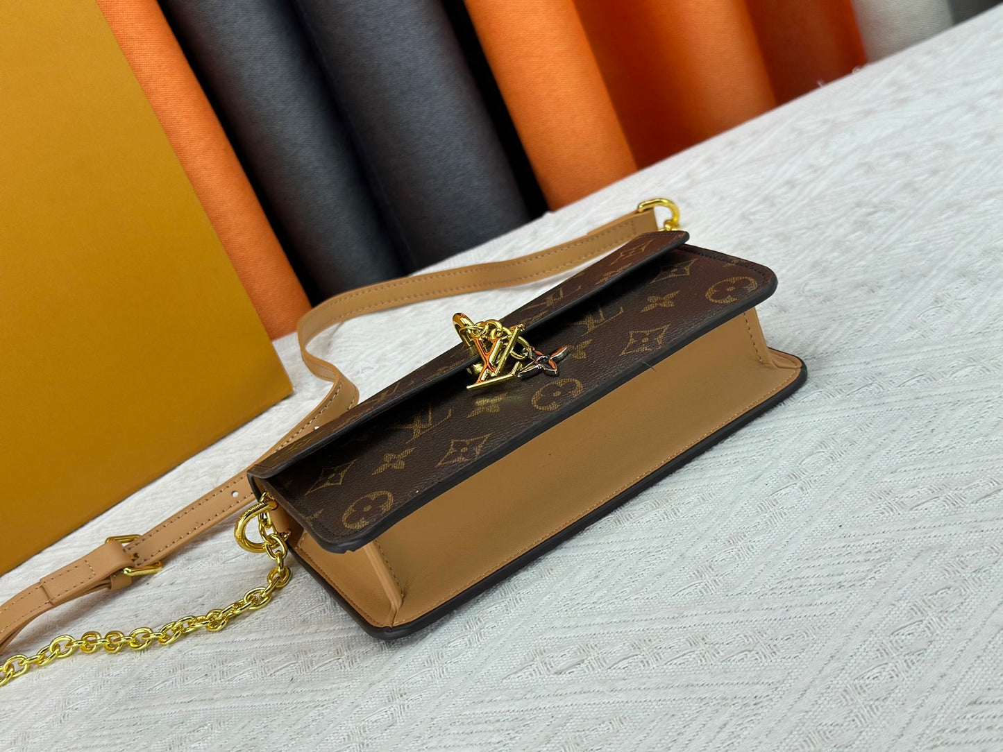 Original quality Louis Vuitton Wallet On Chain LV Bloom