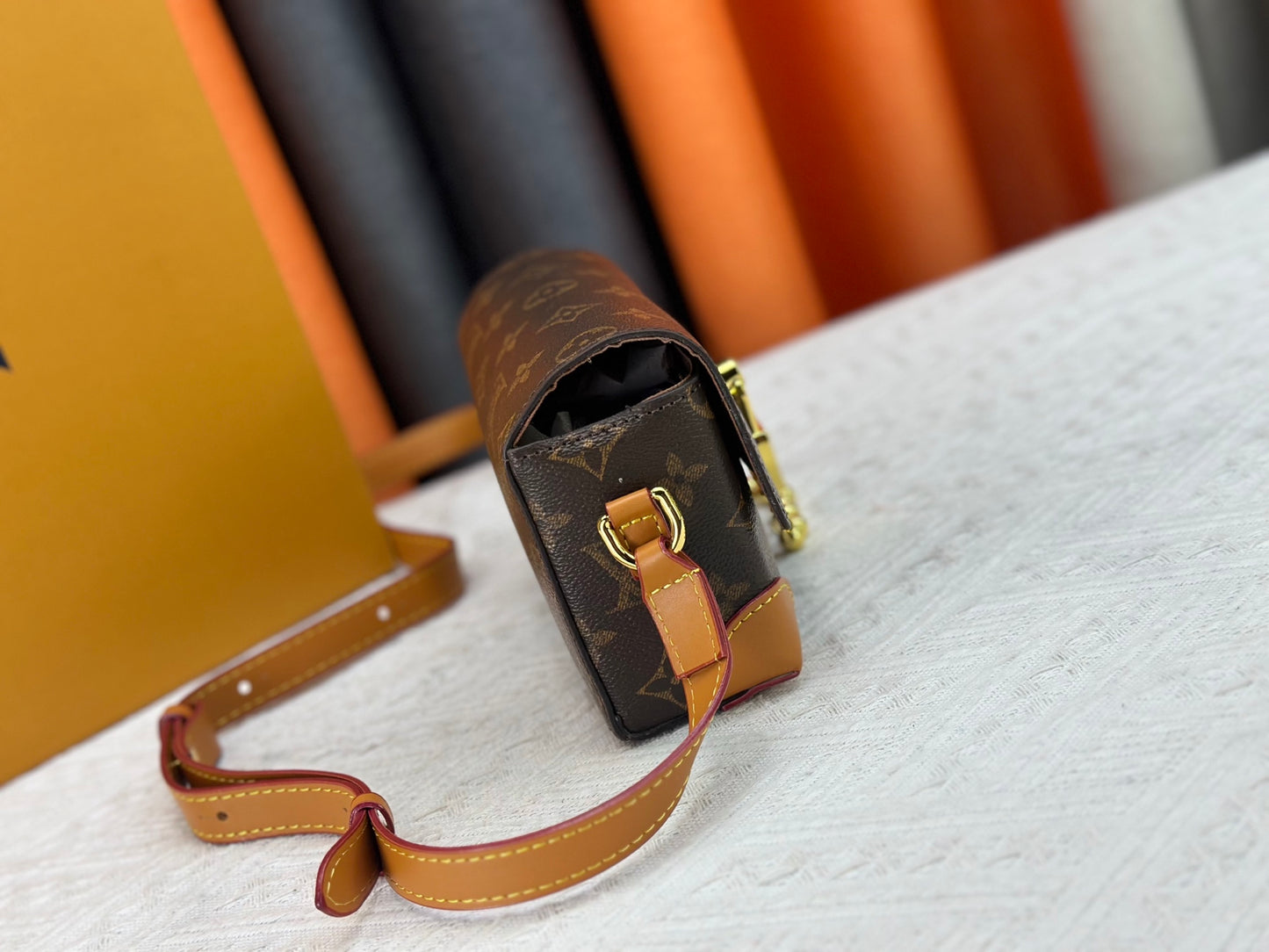 Original quality Louis vuitton Steamer Wearable Wallet