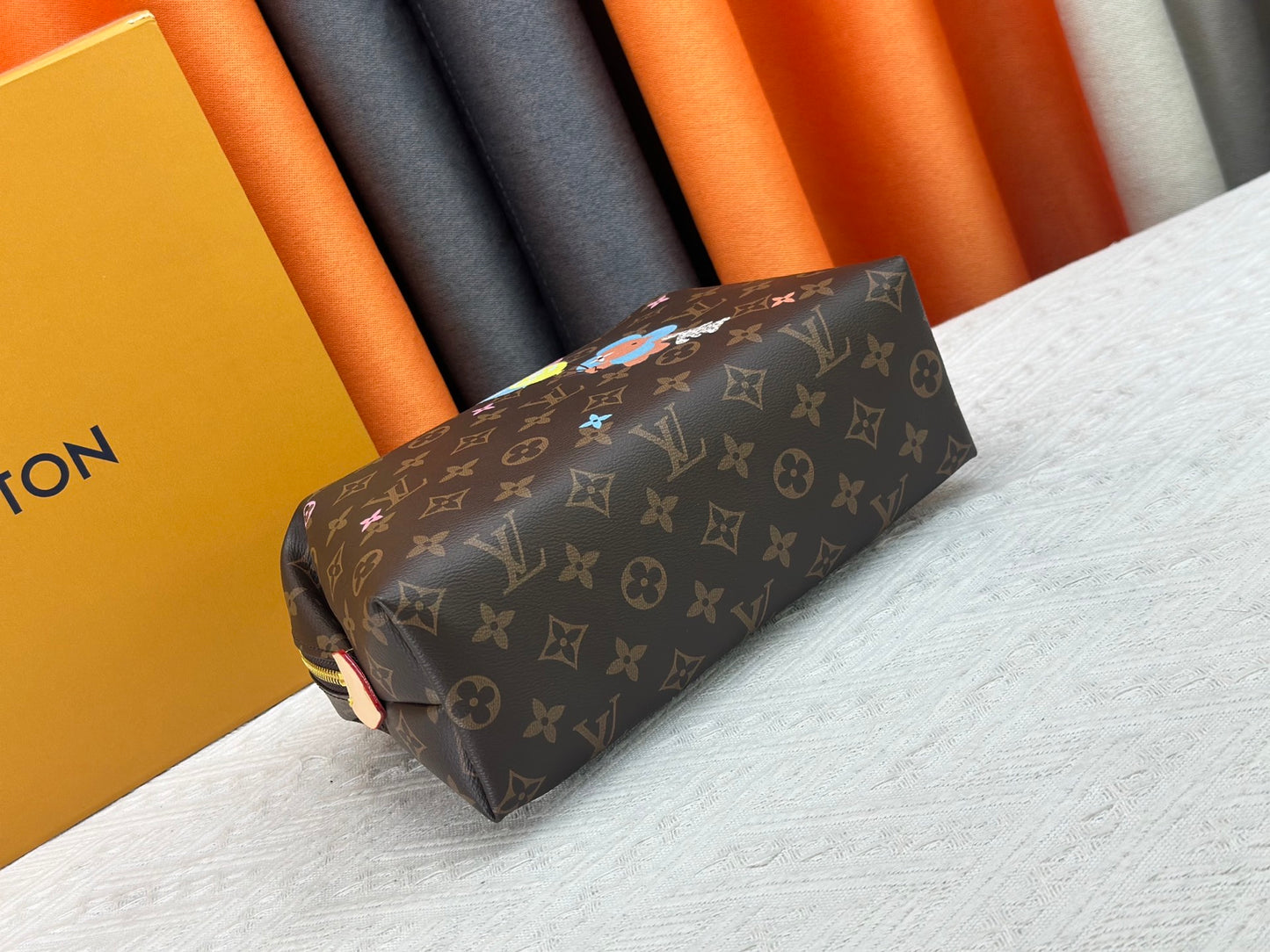 Original quality Louis vuitton Cosmetic Pouch GM
