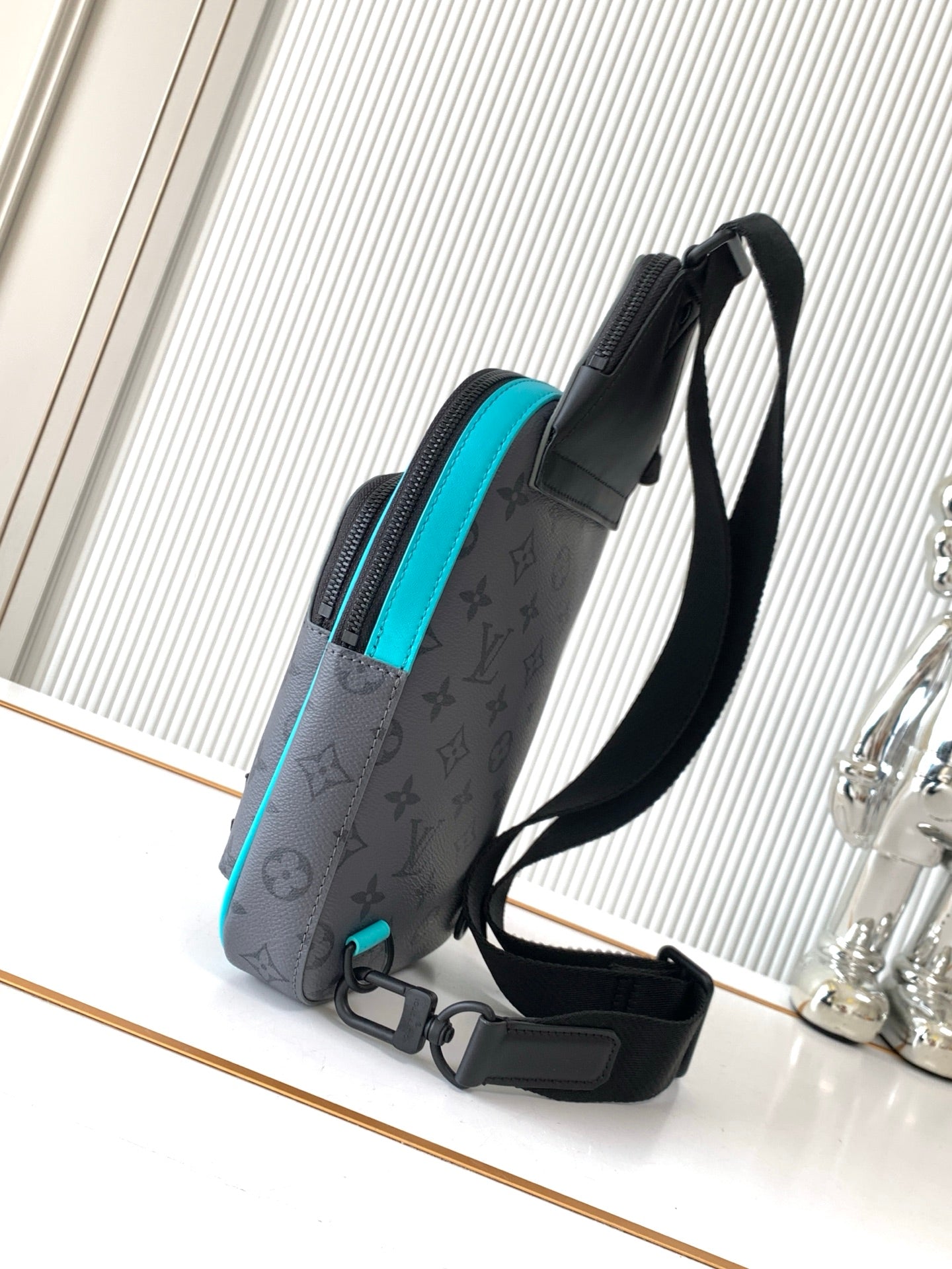 Louis Vuitton Avenue Slingbag PM 1:1