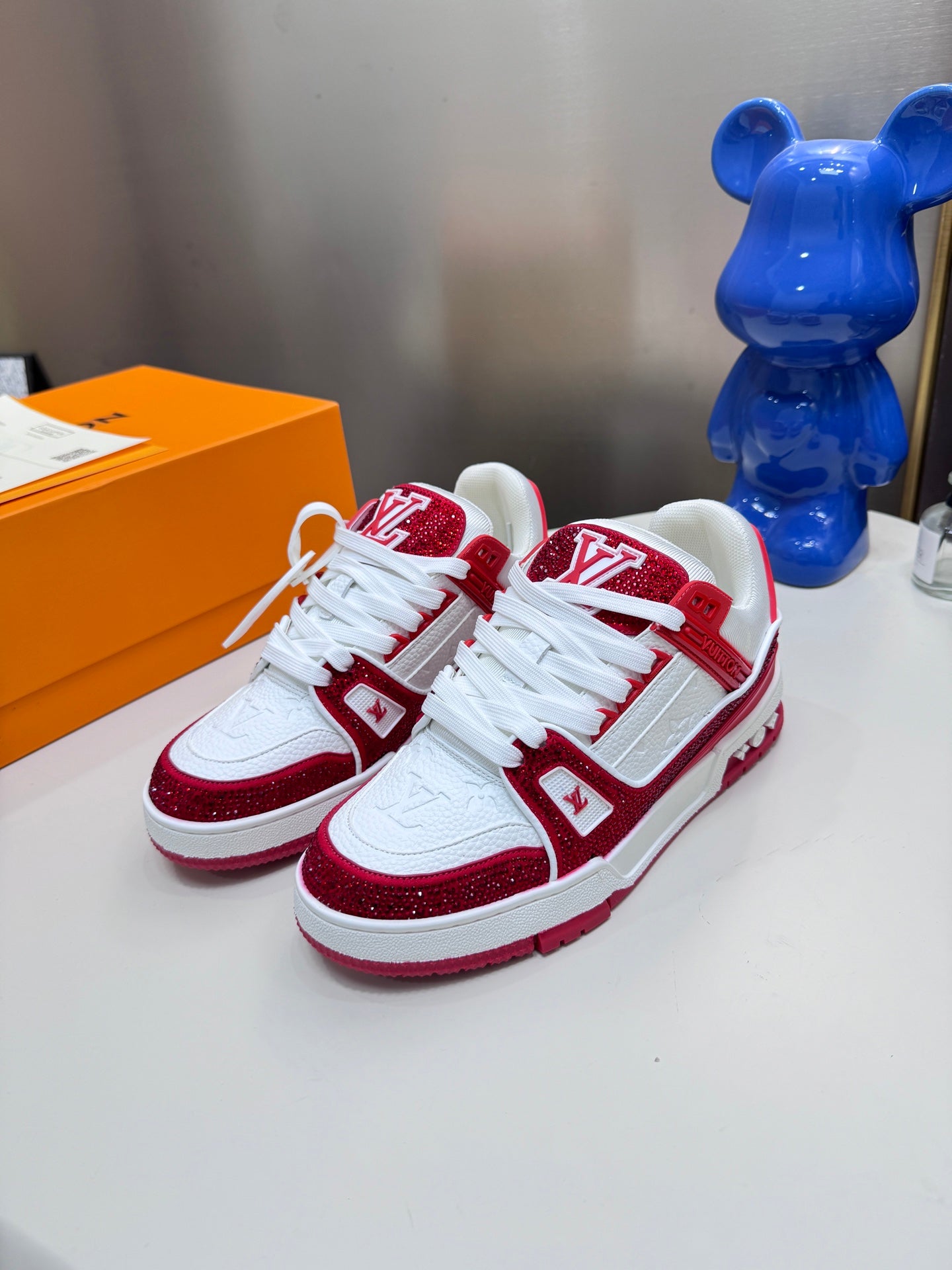 1:1 LV Red Sport Diamond Edition