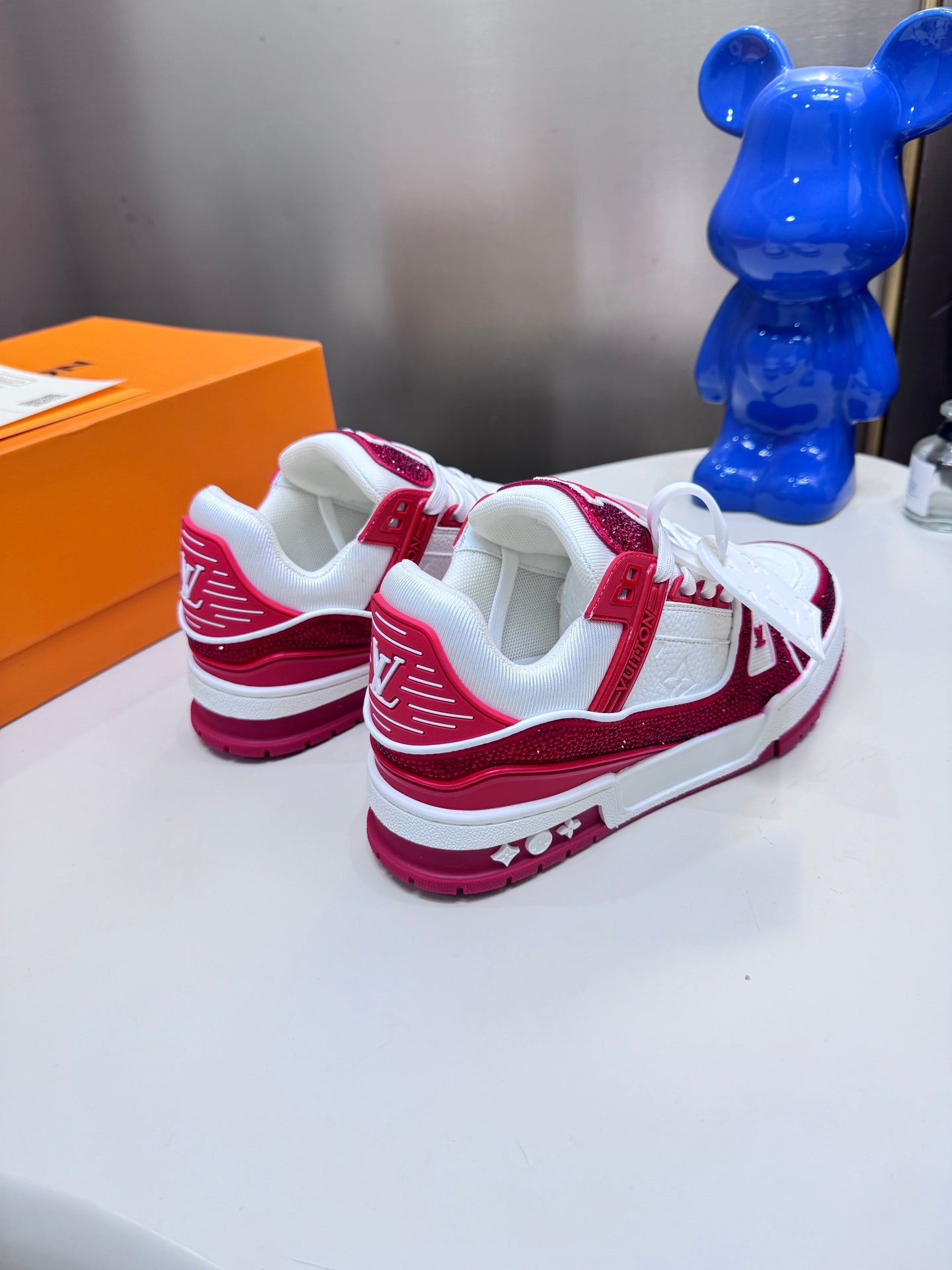 1:1 LV Red Sport Diamond Edition