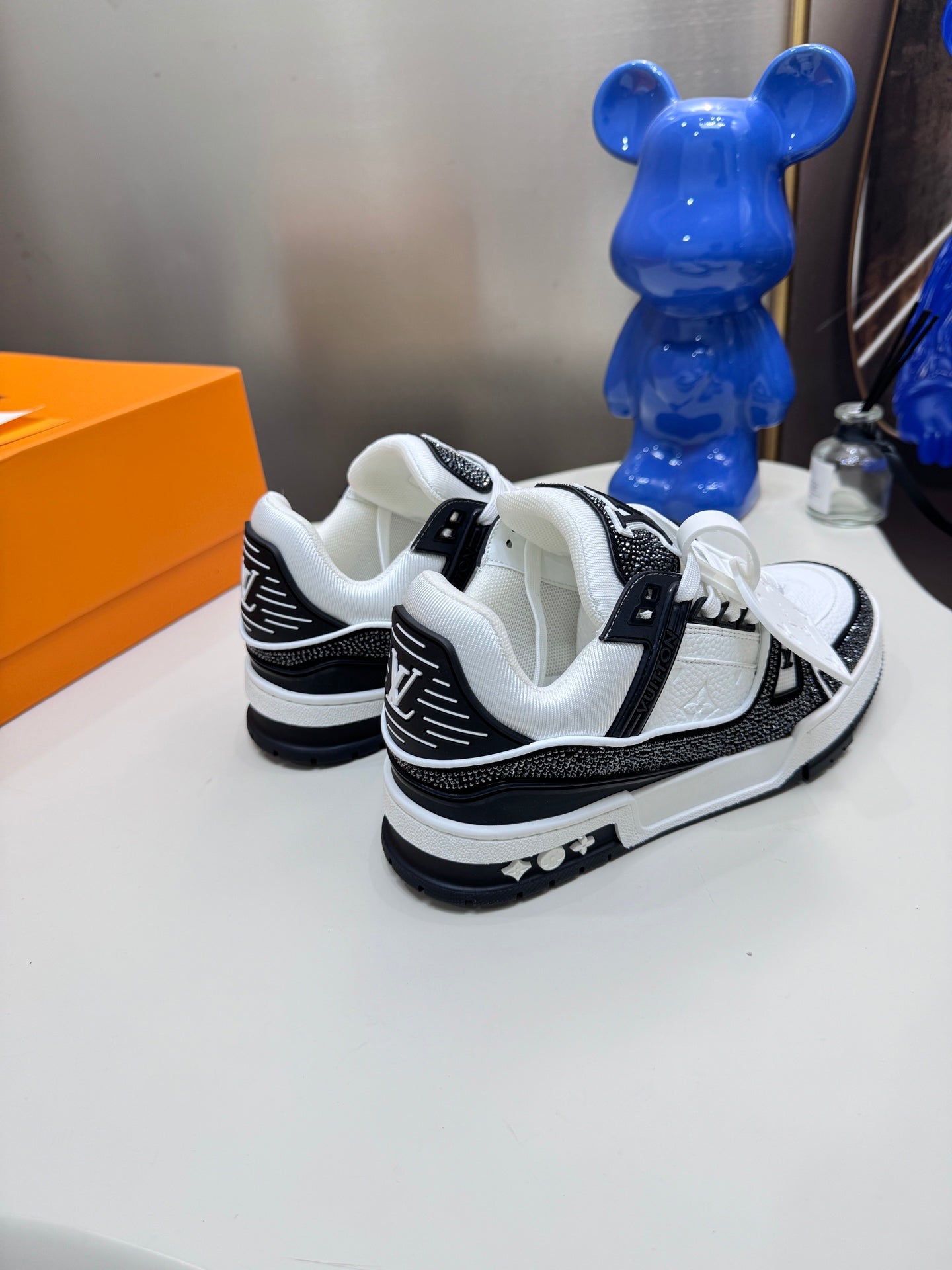 1:1 LV Black Sport Diamond Edition