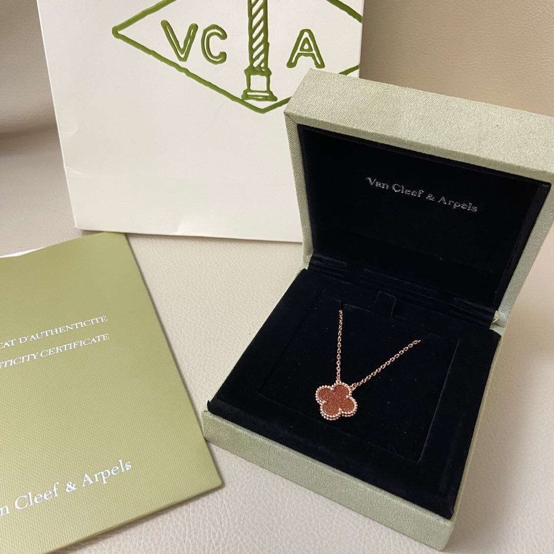 1:1 Van Cleef & Arpels red gold sand four-leaf clover necklace