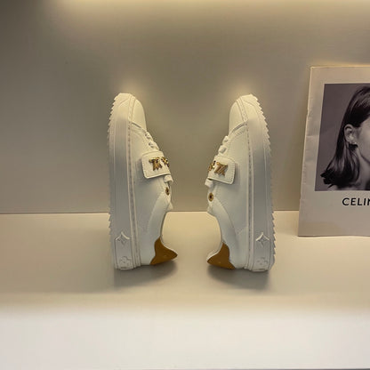 1:1 Lv White sneakers