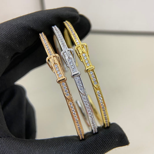 1:1 Hermès full diamond buckle on leather bracelet