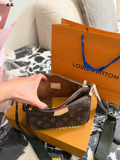 1:1 Monogram Multi Pochette