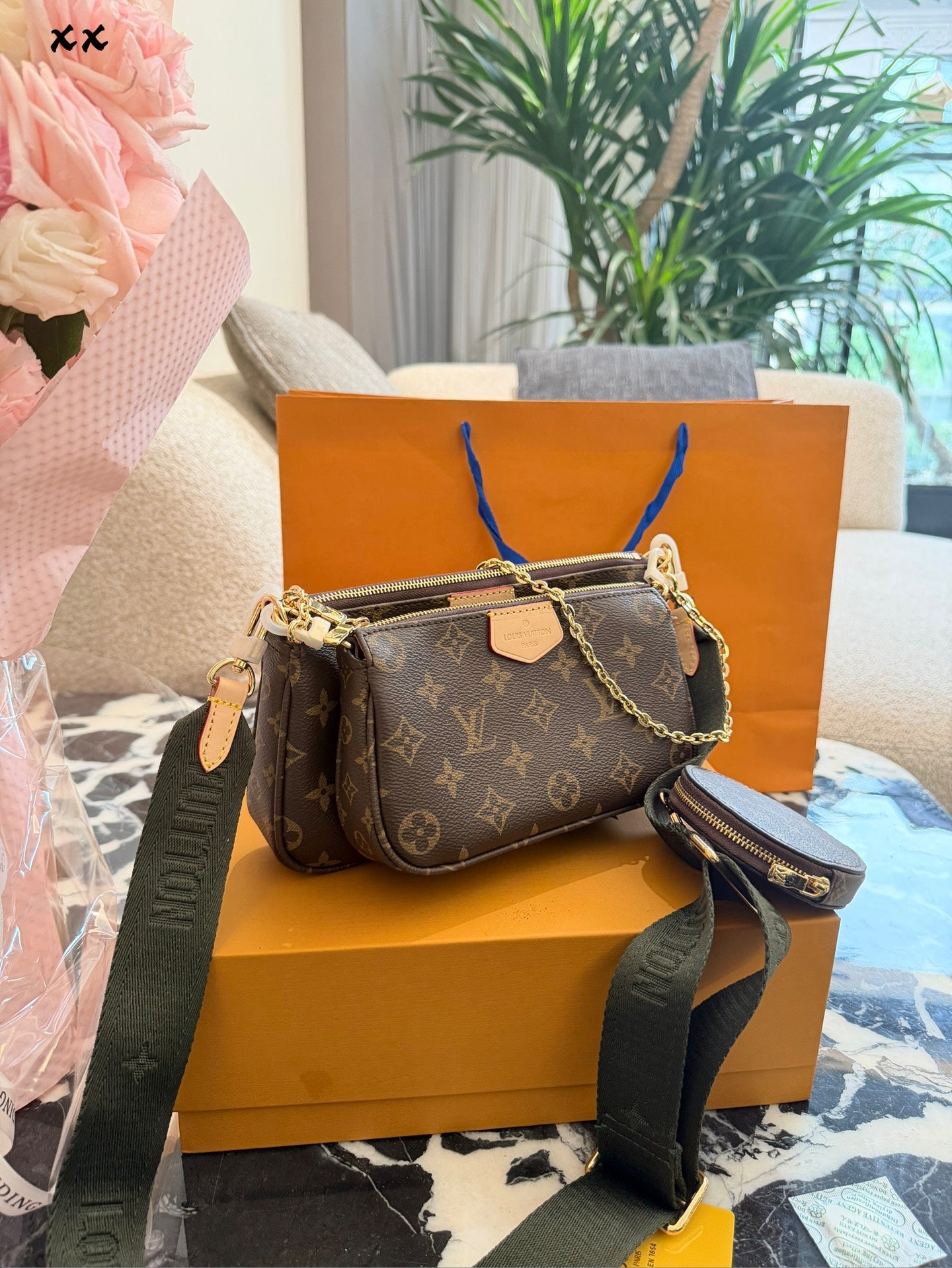 1:1 Monogram Multi Pochette