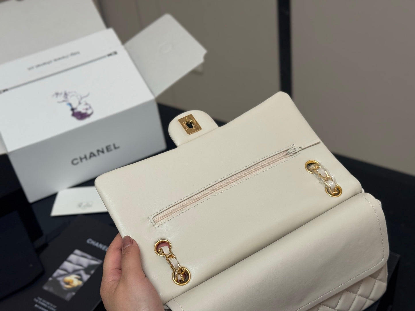 1:1 Off-white Chanel CF