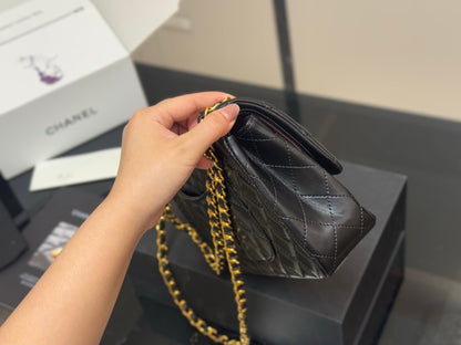 1:1 Black Chanel CF