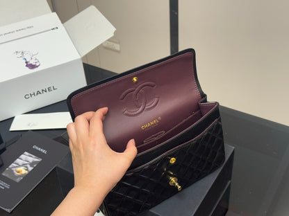1:1 Black Chanel CF