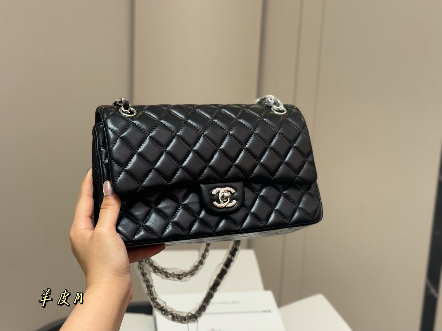 1:1 Black Chanel CF