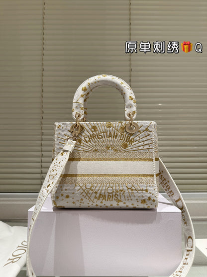 1:1 Dior Lady D-Lite Embroidered Bag